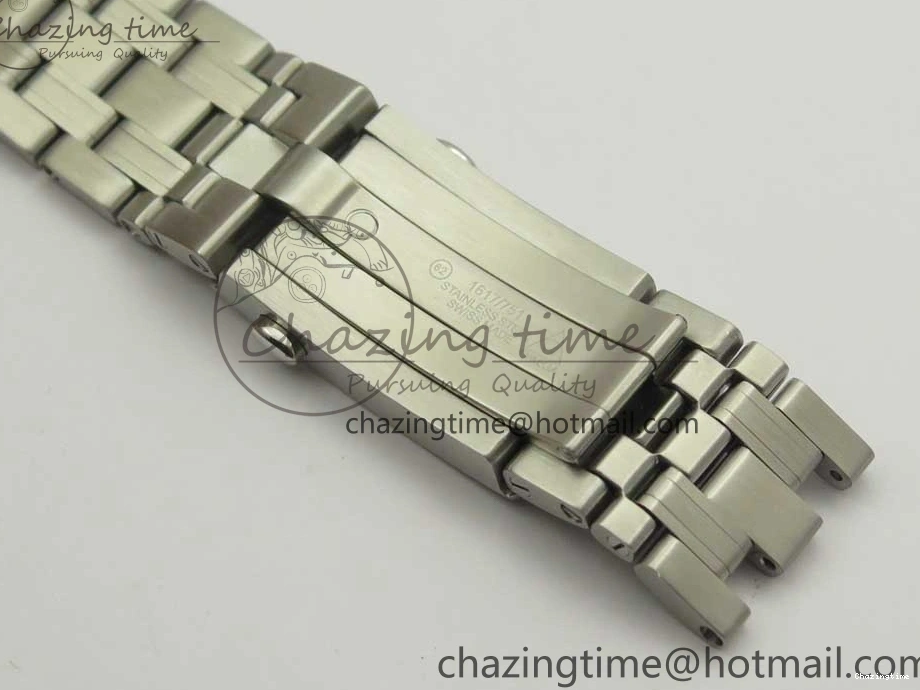 0518 Seamaster 300M Chronometer SS “007” Limited Edition OMF 1:1 Best Edition on SS Bracelet A2824 (Black Balance Wheel) V Seasonal 7952